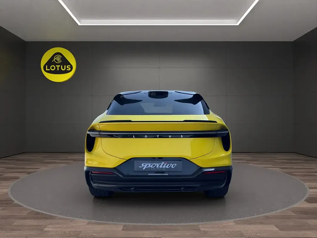 Lotus Eletre - Thumbnail 6