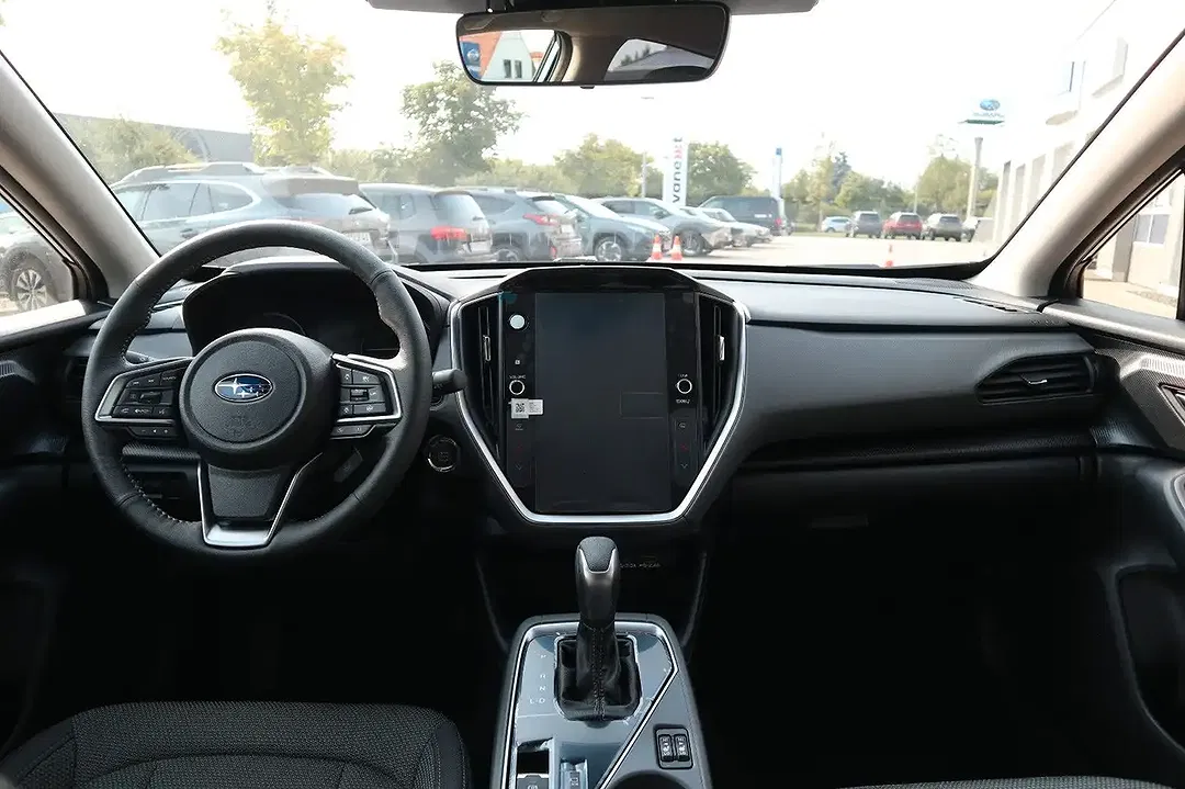 Subaru Crosstrek - Thumbnail 10