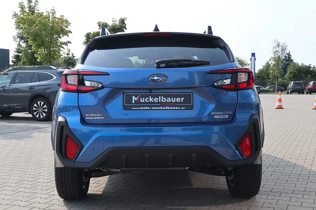 Subaru Crosstrek - Thumbnail 6