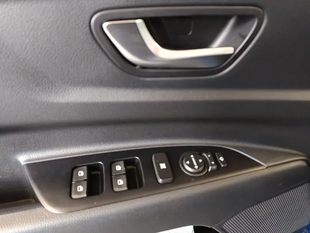 Kia Stonic - Thumbnail 6