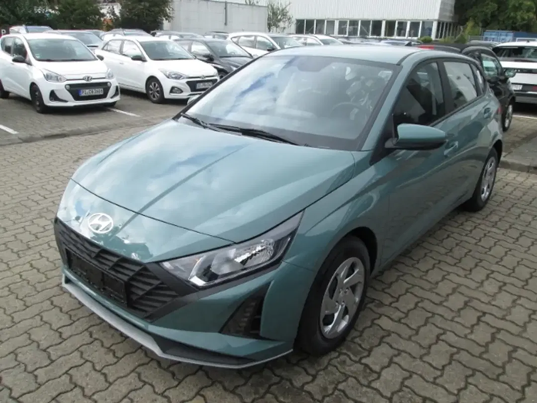 Hyundai i20 - Thumbnail 2