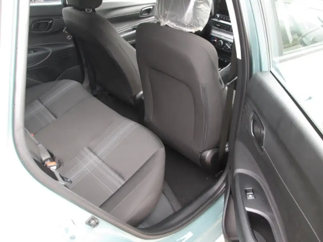 Hyundai i20 - Thumbnail 6