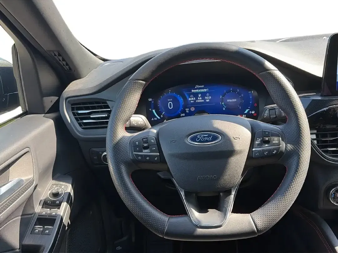 Ford Kuga - Thumbnail 12