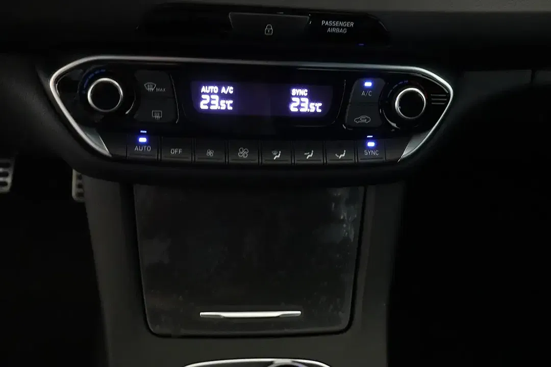 Hyundai i30 - Thumbnail 14