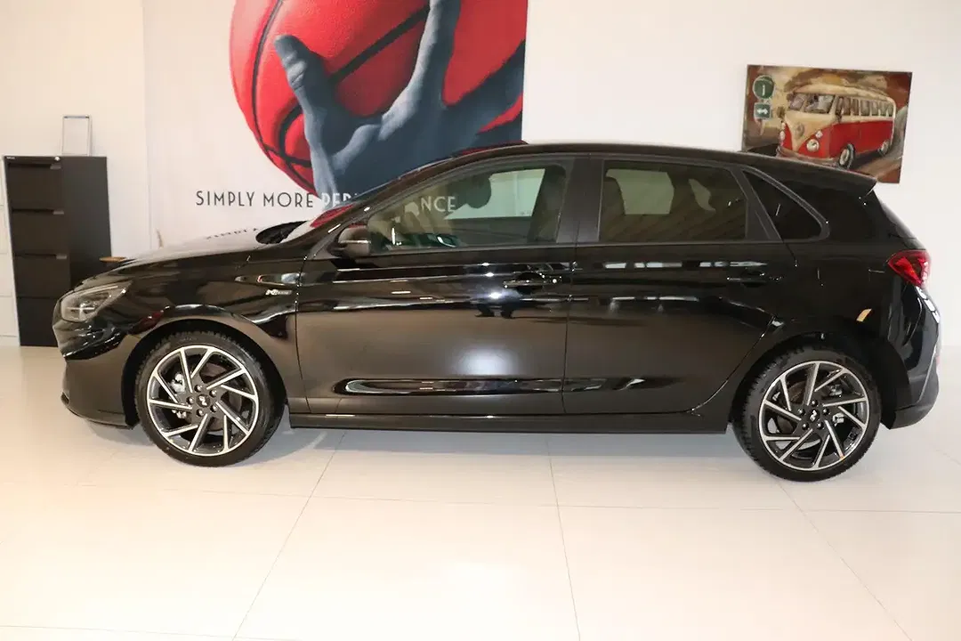 Hyundai i30 - Thumbnail 2