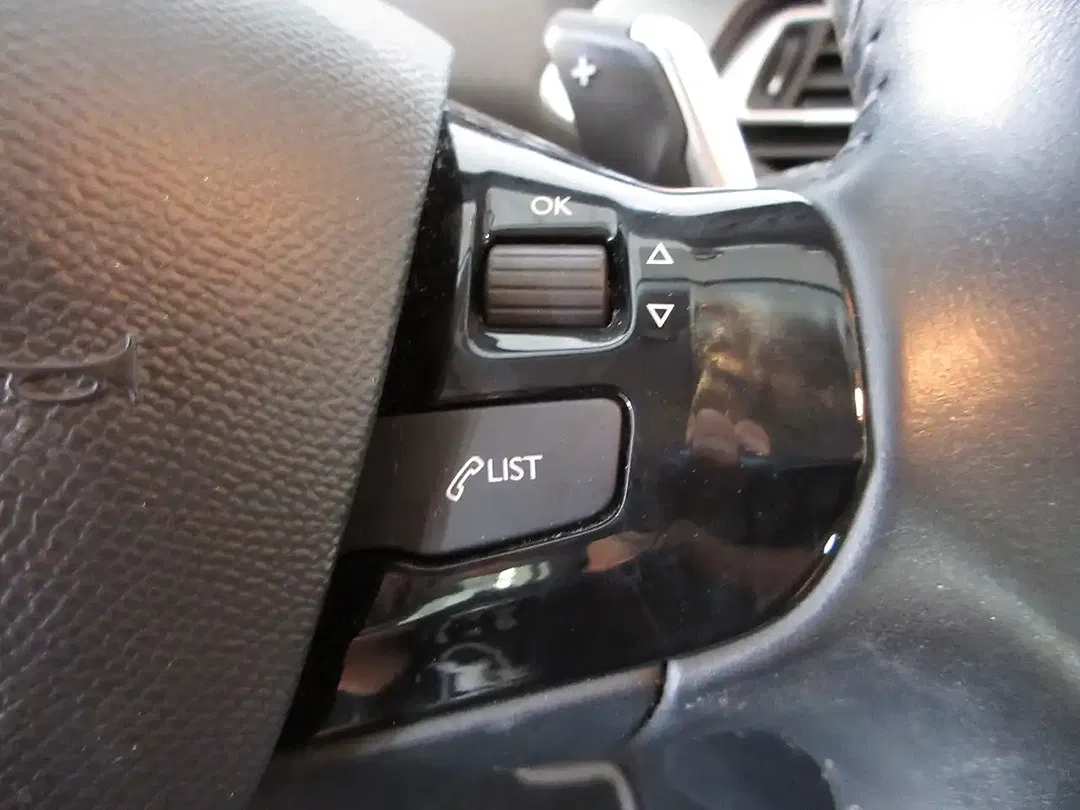 Peugeot 308 - Thumbnail 17
