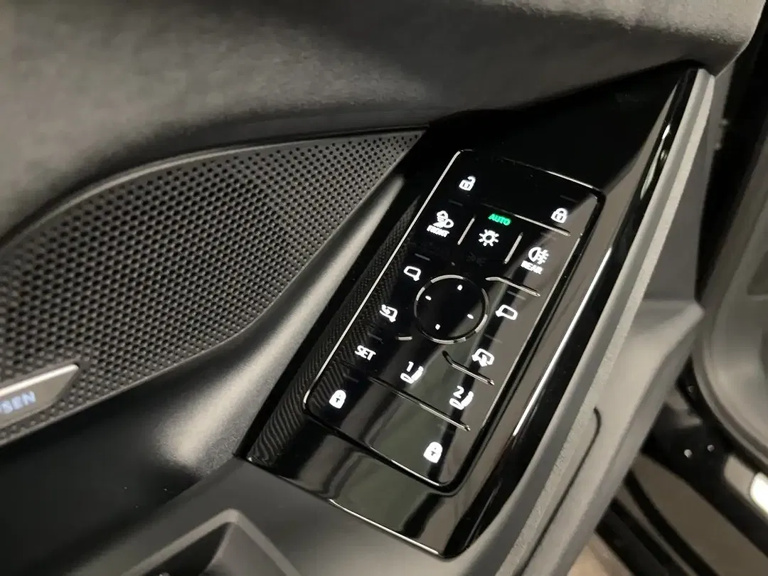 Audi A6 e-tron - Thumbnail 11