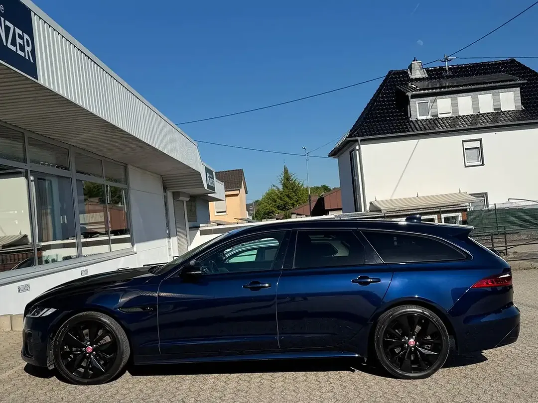Jaguar XF - Thumbnail 9