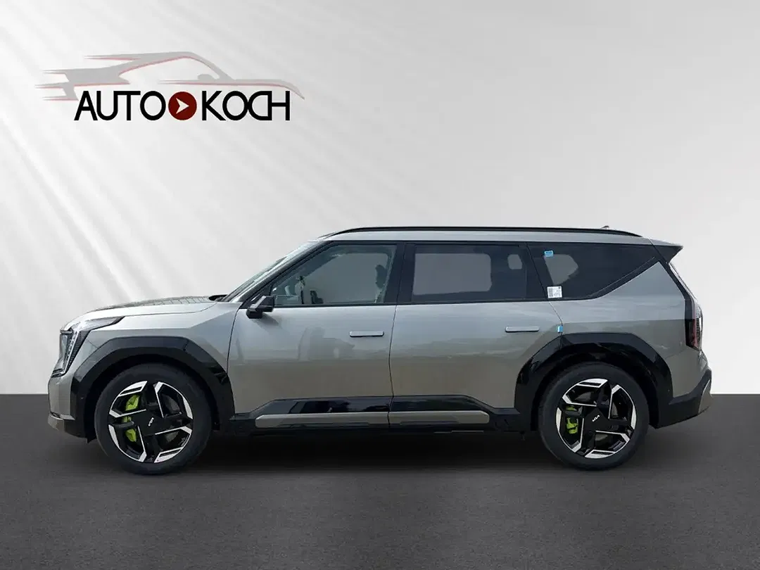 Kia EV9 - Thumbnail 3