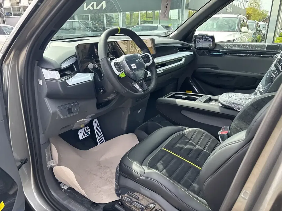 Kia EV9 - Thumbnail 9