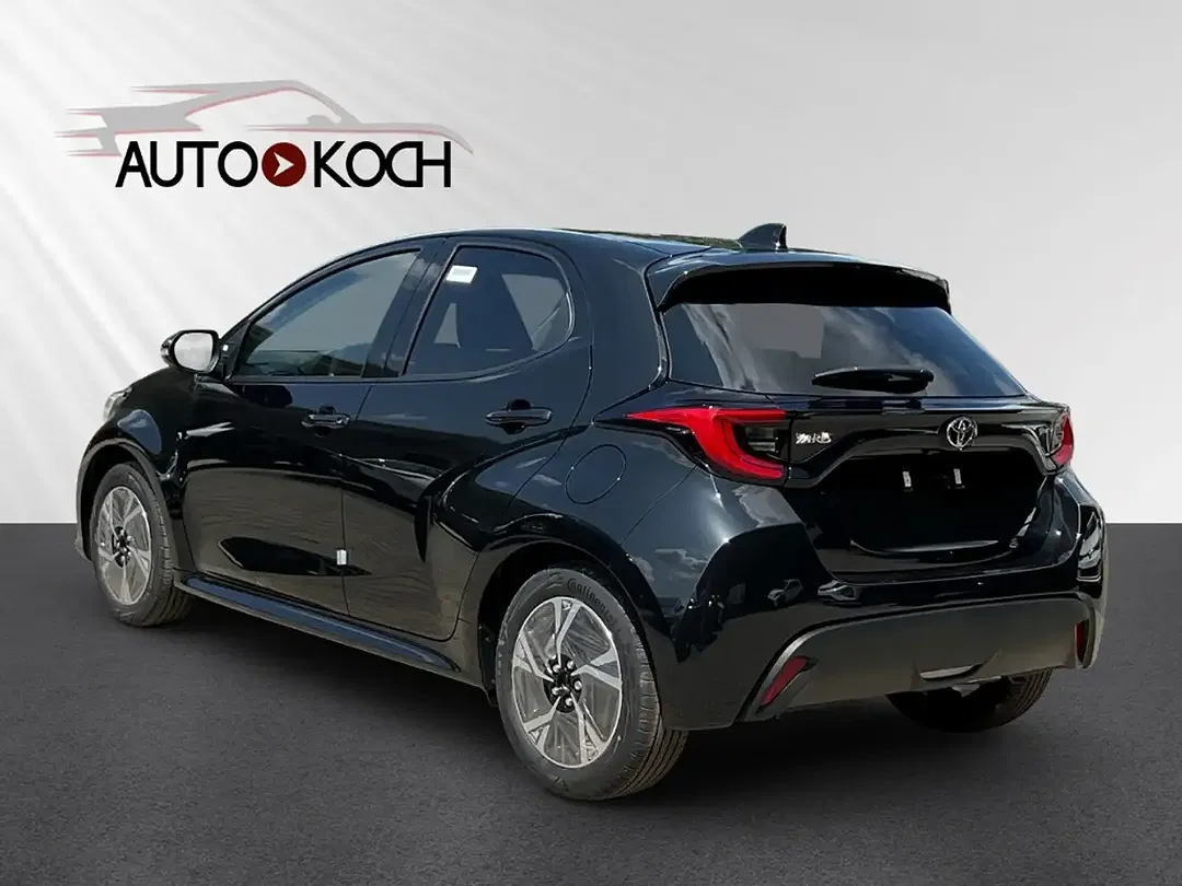 Toyota Yaris - Thumbnail 4