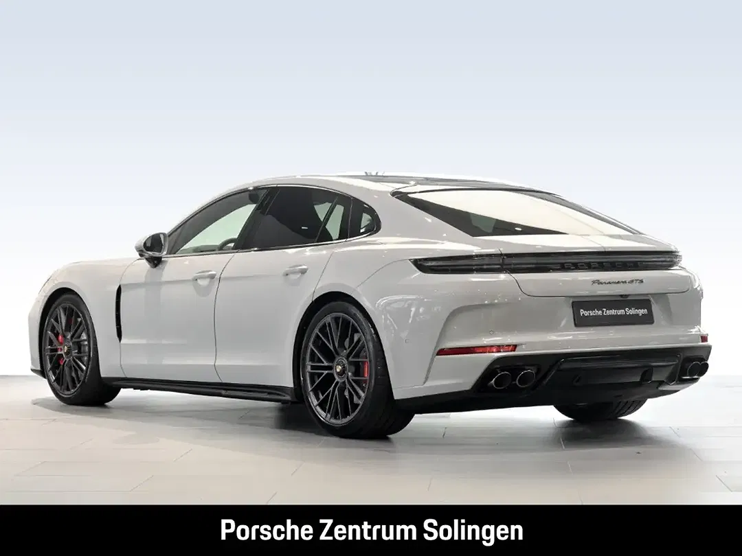 Porsche Panamera - Thumbnail 3