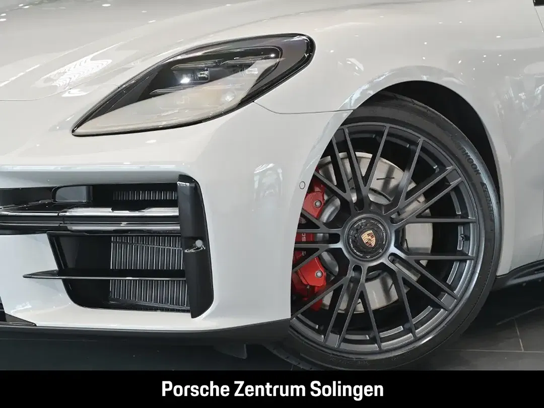 Porsche Panamera - Thumbnail 6