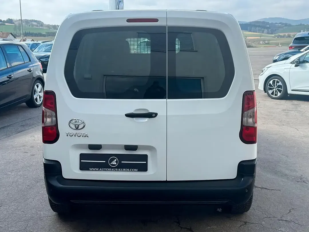 Toyota Proace City - Thumbnail 6