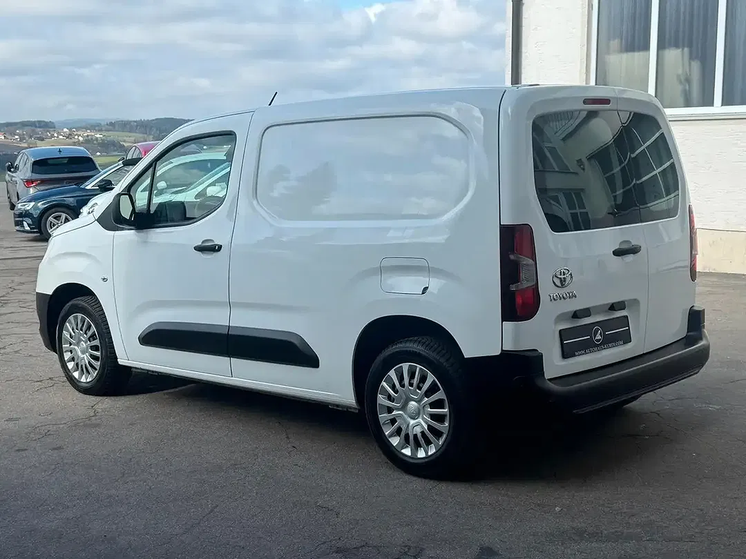 Toyota Proace City - Thumbnail 7