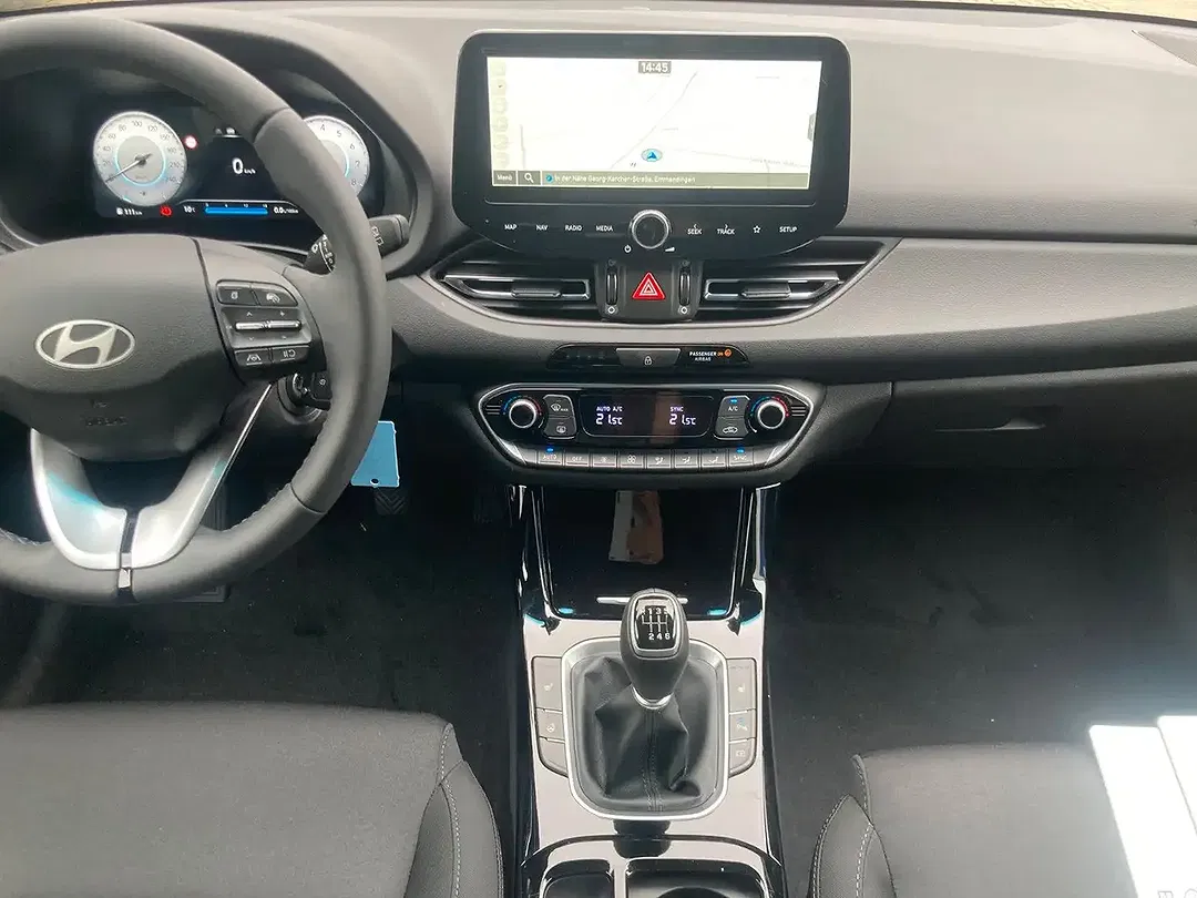 Hyundai i30 - Thumbnail 10