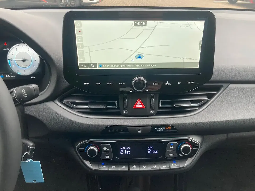 Hyundai i30 - Thumbnail 11