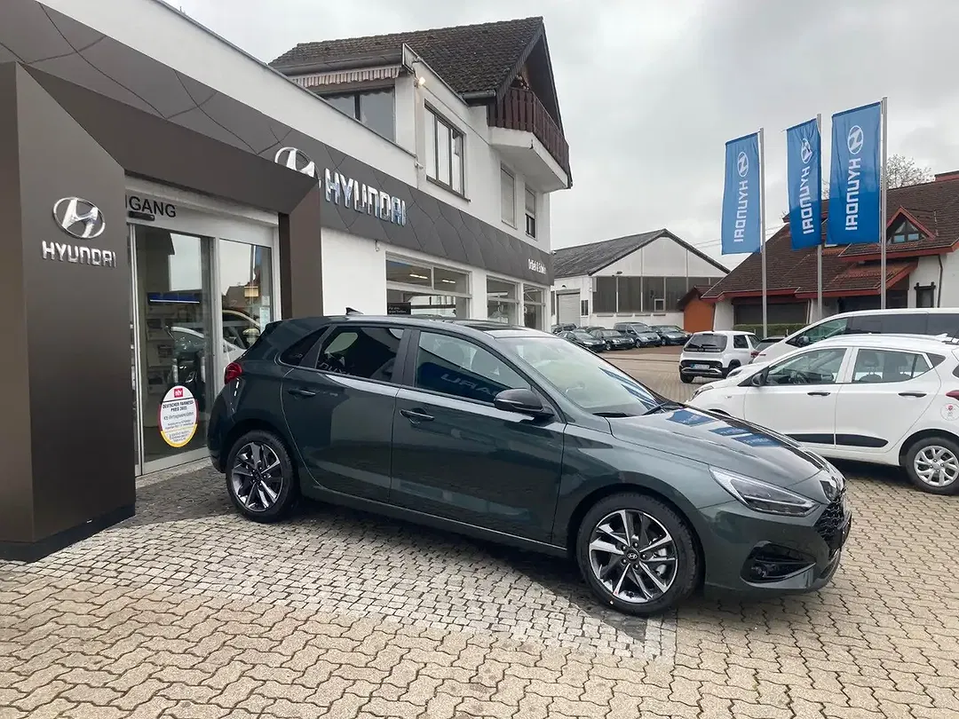 Hyundai i30 - Thumbnail 3