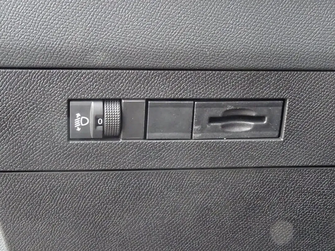 Opel Astra - Thumbnail 11