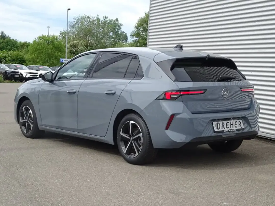 Opel Astra - Thumbnail 3