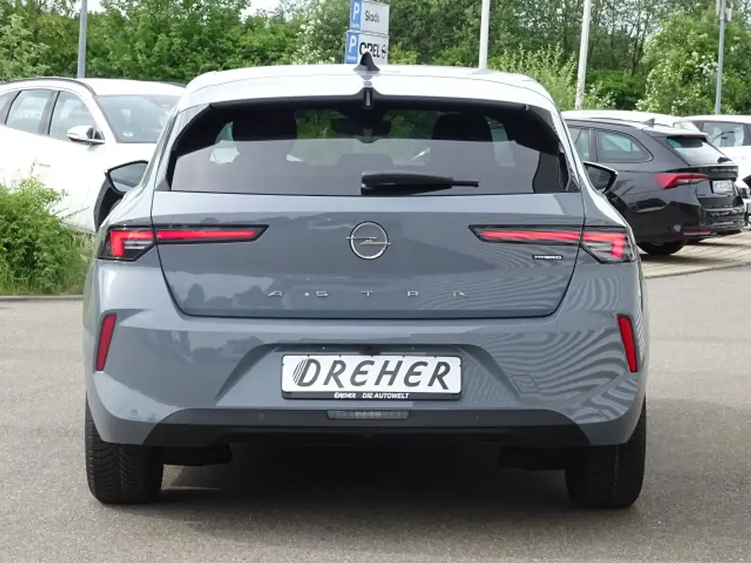 Opel Astra - Thumbnail 4