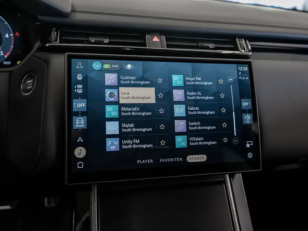 Land Rover Range Rover Velar - Thumbnail 10