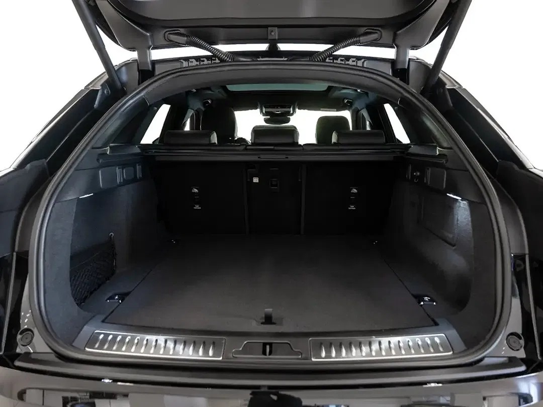 Land Rover Range Rover Velar - Thumbnail 7