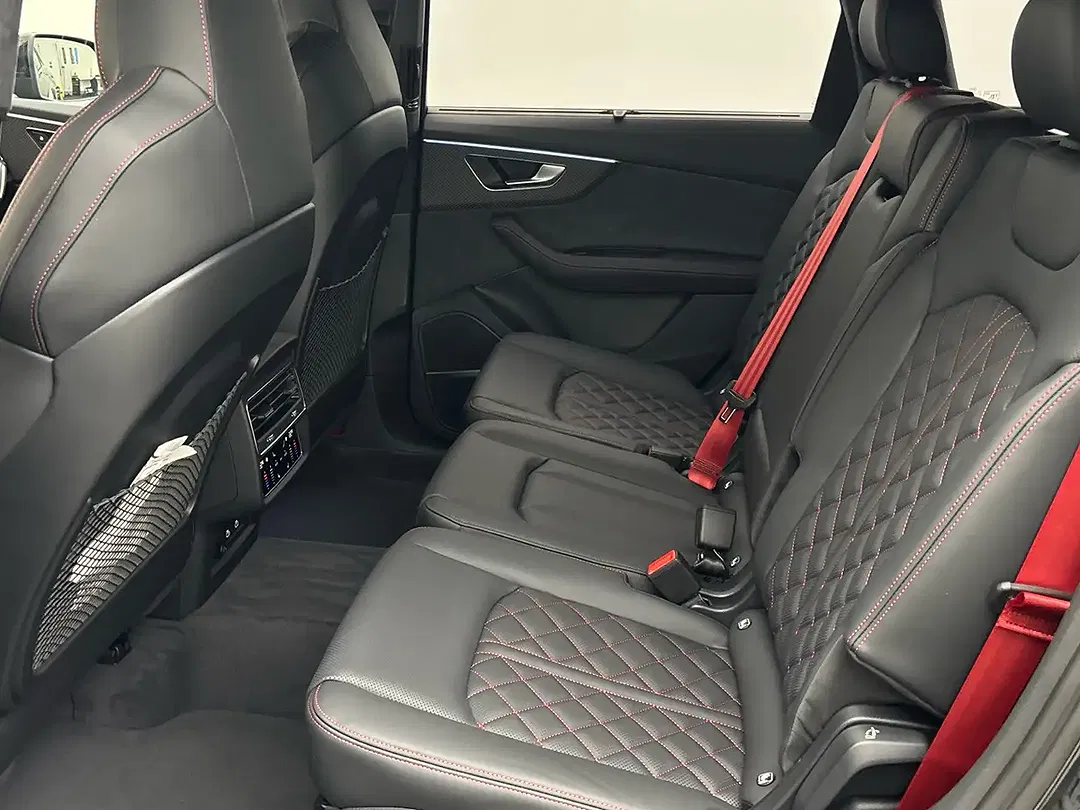 Audi SQ7 - Thumbnail 10