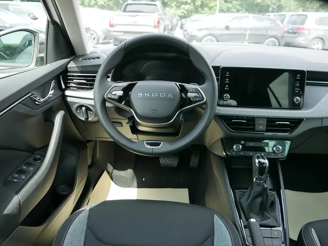 Skoda Kamiq - Thumbnail 12