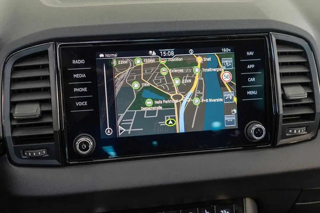 Skoda Karoq - Thumbnail 11