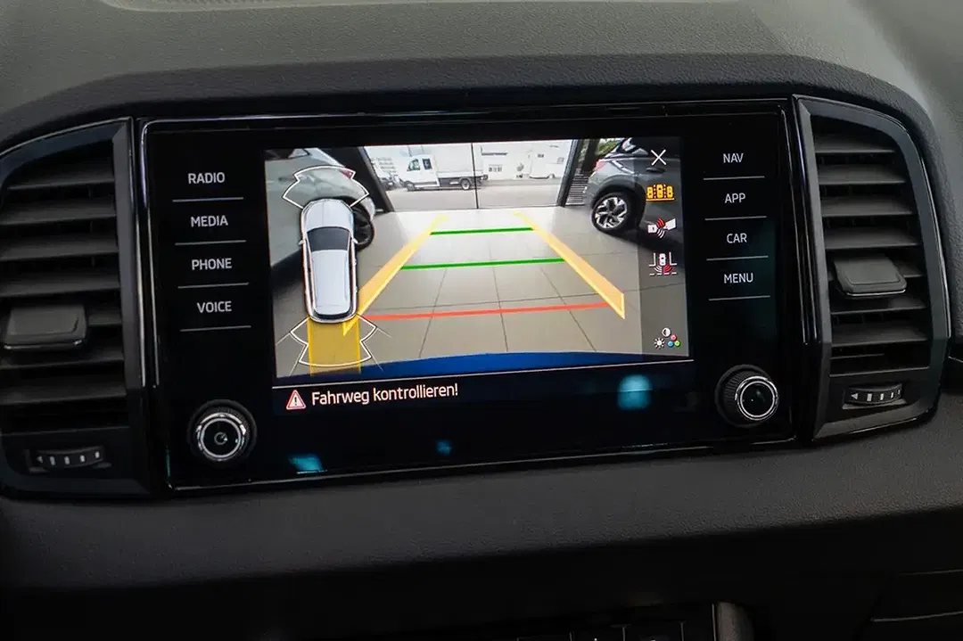 Skoda Karoq - Thumbnail 12