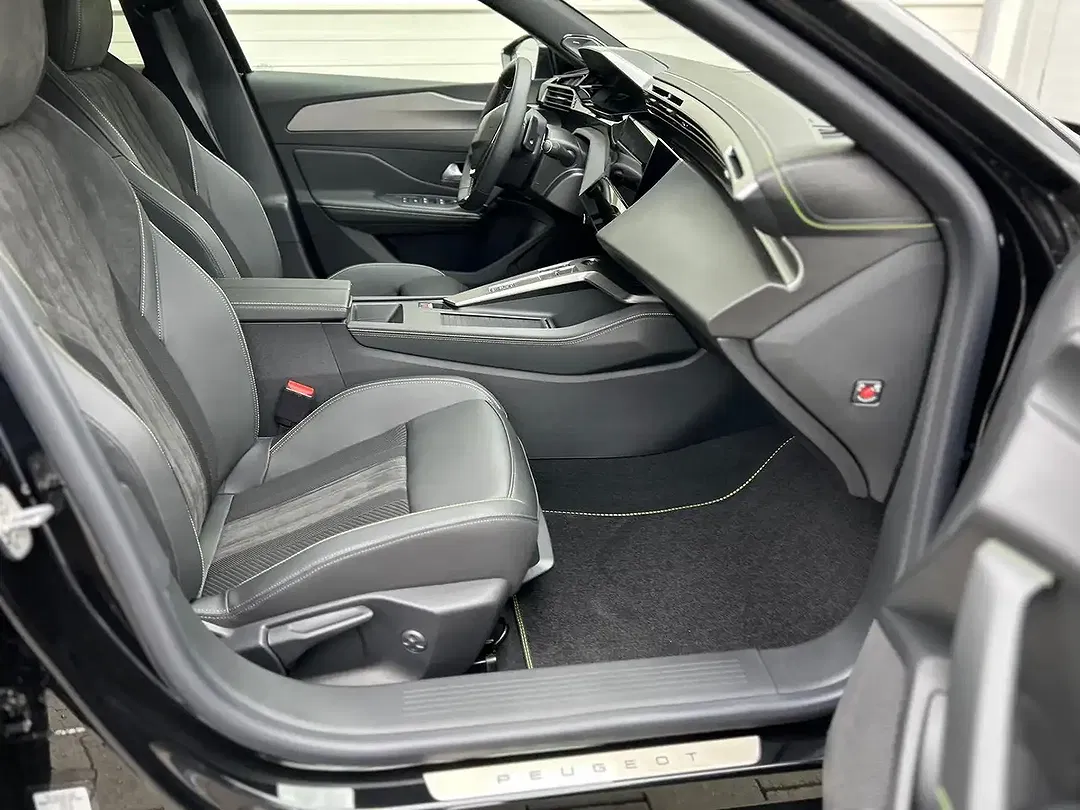 Peugeot 308 - Thumbnail 10