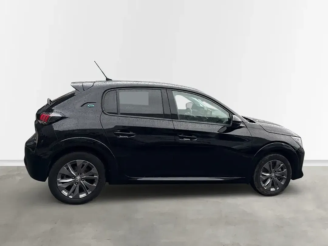 Peugeot 208 - Thumbnail 4