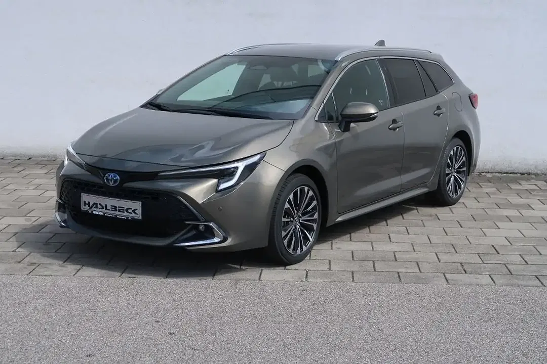 Toyota Corolla - Thumbnail 1