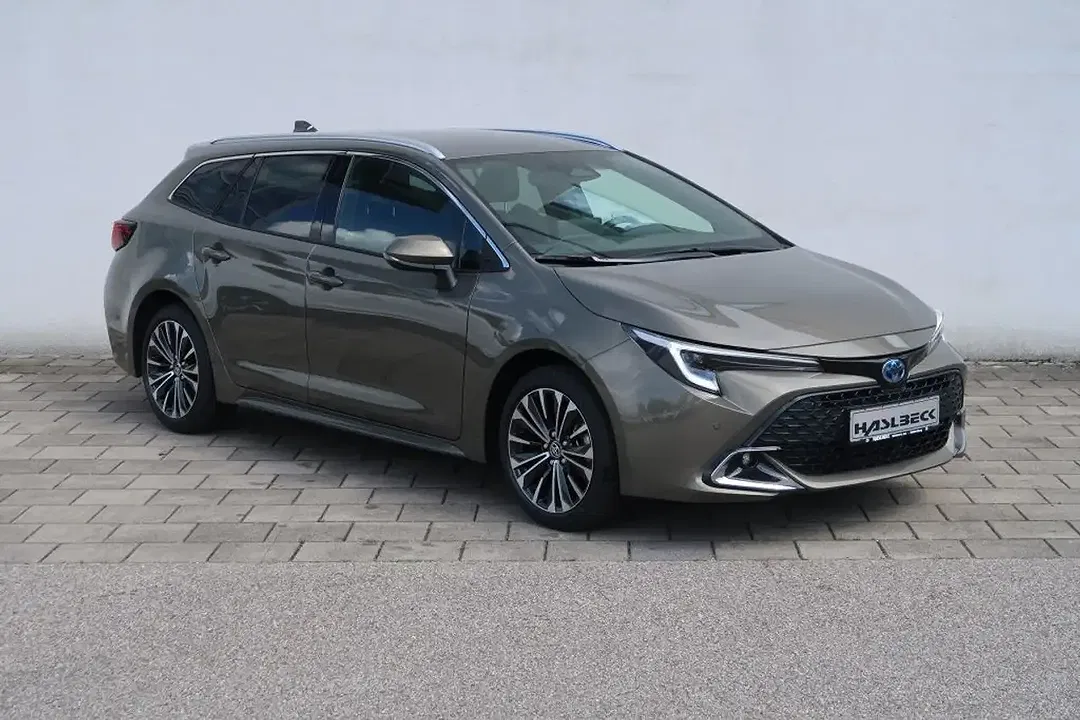 Toyota Corolla - Thumbnail 7