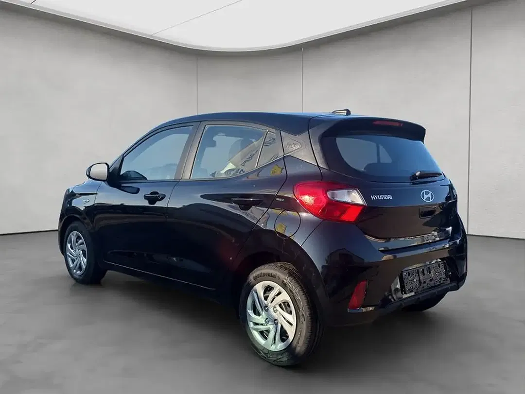 Hyundai i10 - Thumbnail 3