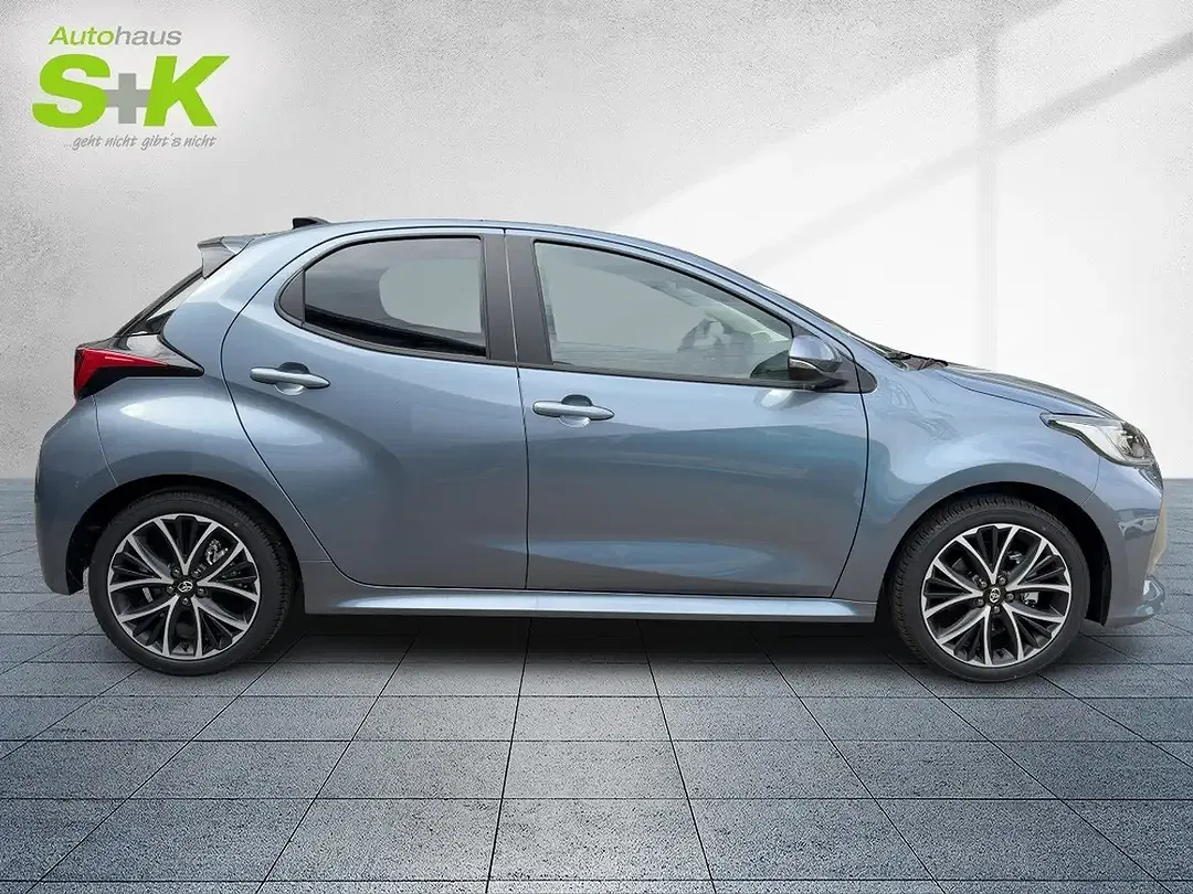 Toyota Yaris - Thumbnail 5