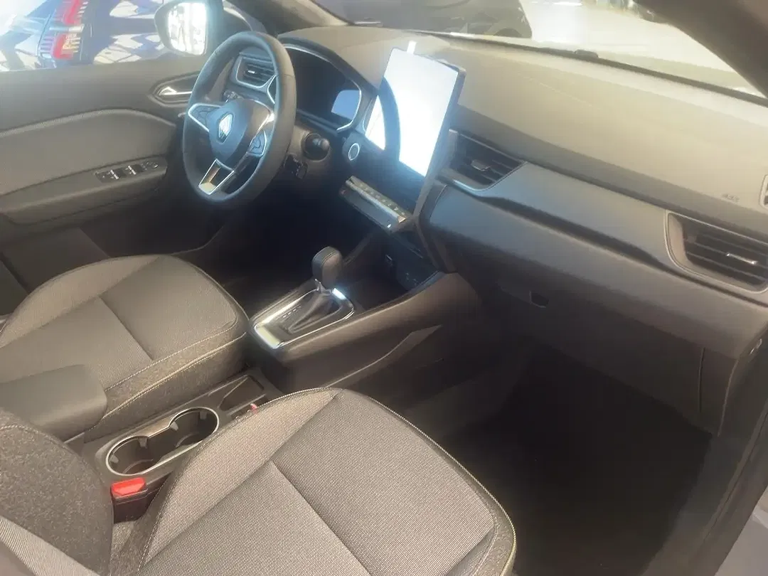 Renault Captur - Thumbnail 11