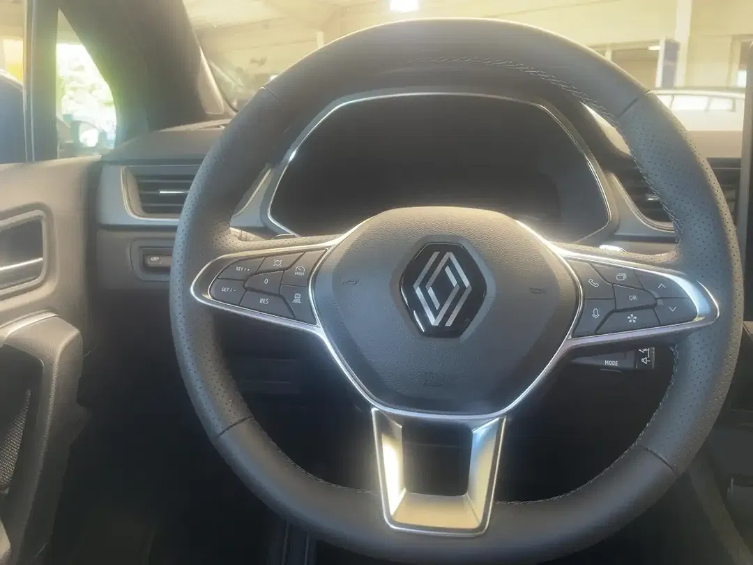 Renault Captur - Thumbnail 9