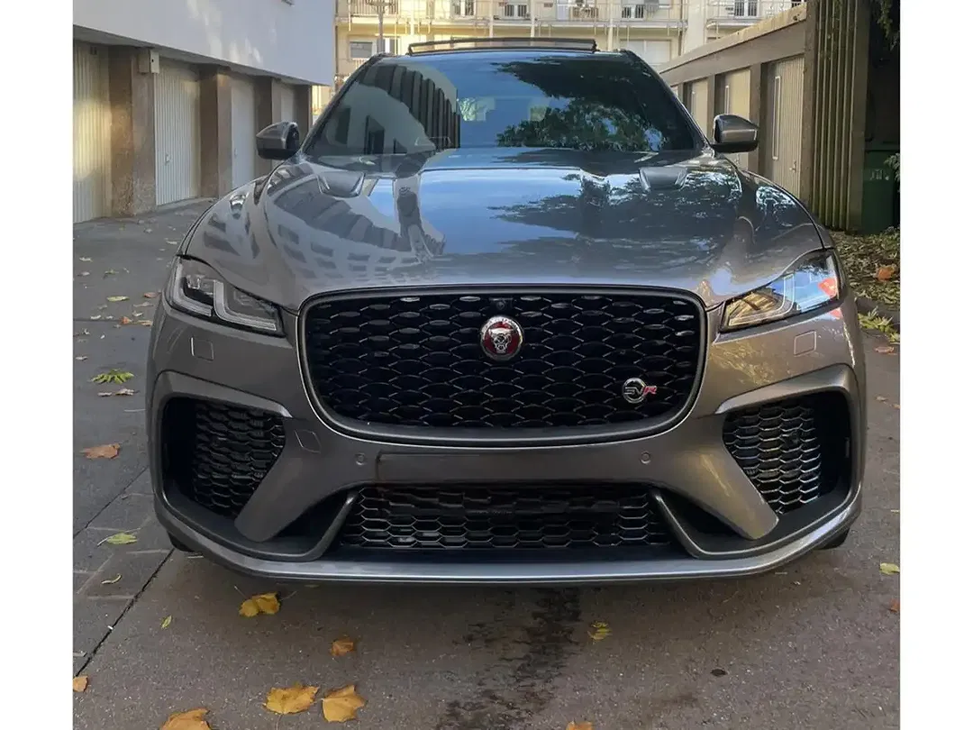Jaguar F-Pace - Thumbnail 3