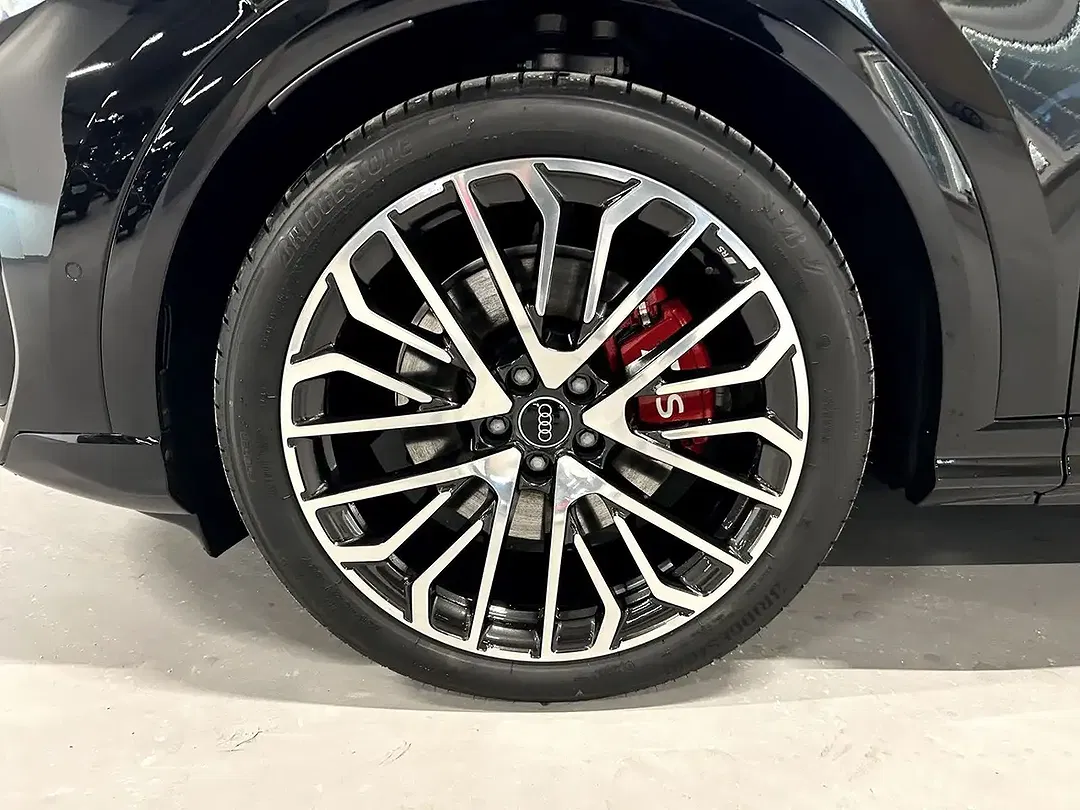 Audi SQ5 - Thumbnail 5