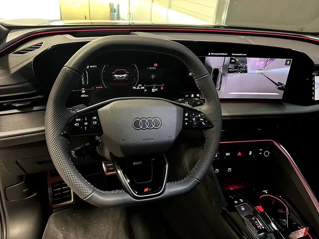 Audi SQ5 - Thumbnail 9
