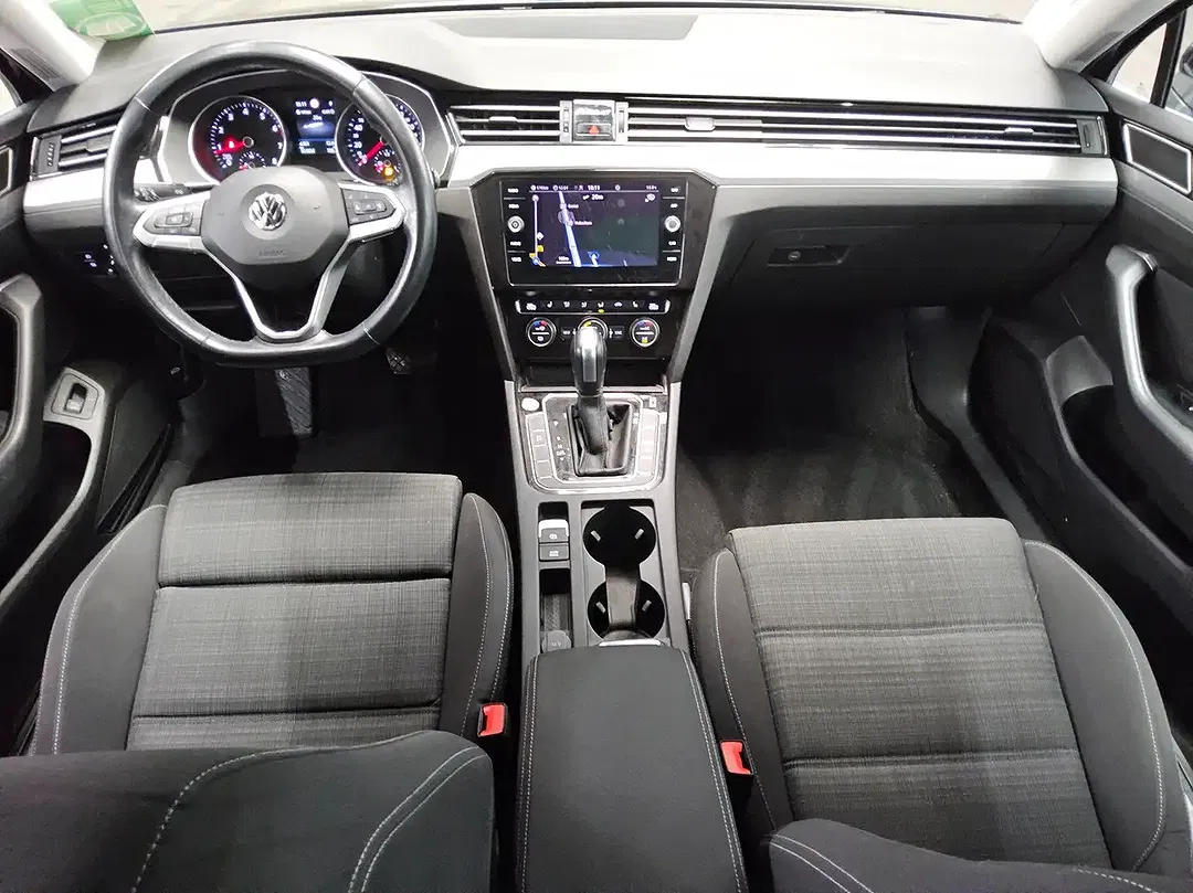 Volkswagen Passat Variant - Thumbnail 4