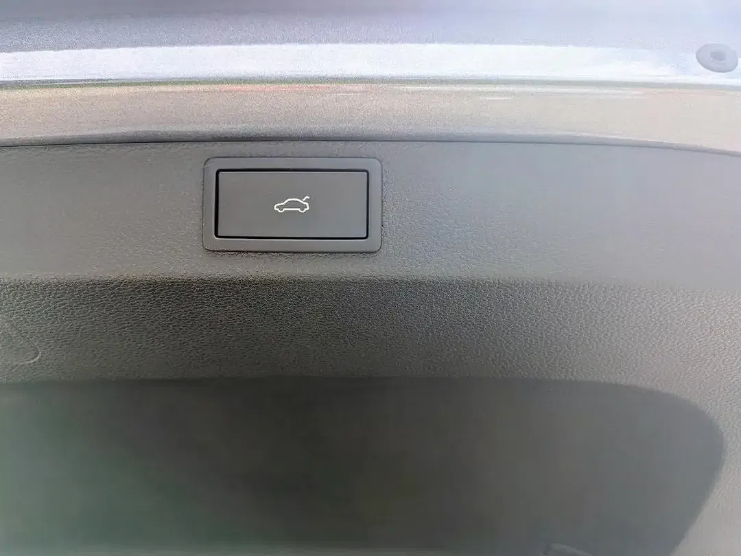 Skoda Karoq - Thumbnail 19