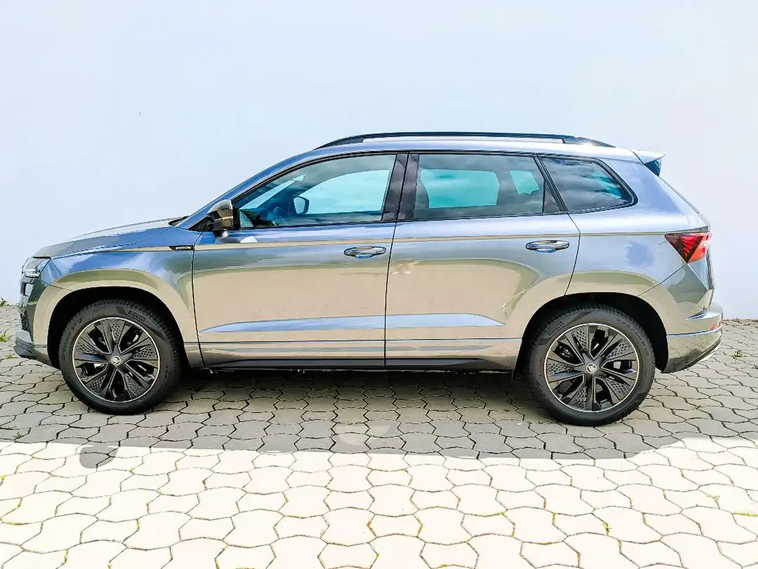 Skoda Karoq - Thumbnail 5