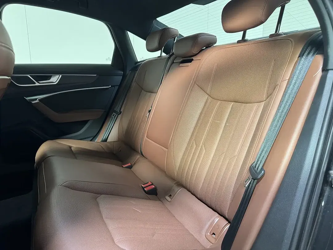 Audi A6 - Thumbnail 10
