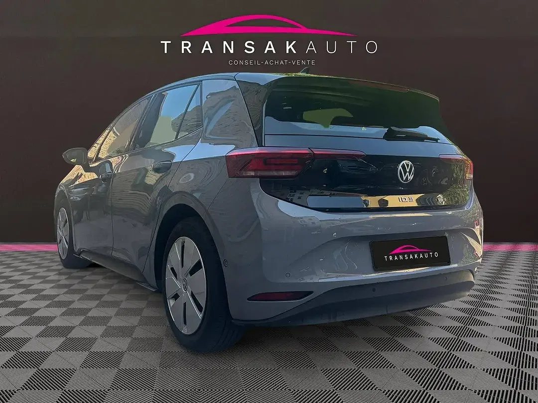 Volkswagen ID.3 - Thumbnail 2