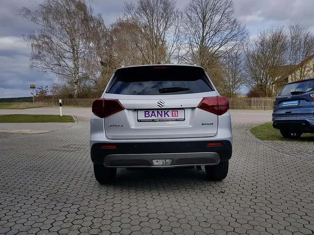 Suzuki Vitara - Thumbnail 4
