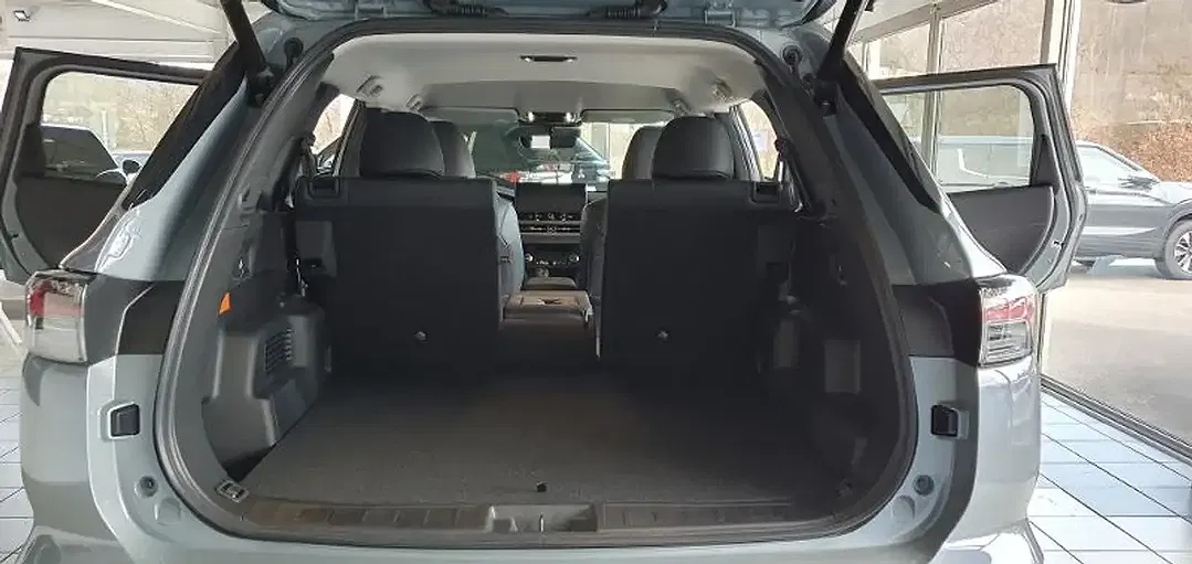 Mitsubishi Outlander - Thumbnail 13