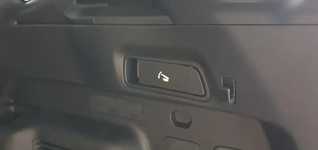 Mitsubishi Outlander - Thumbnail 14